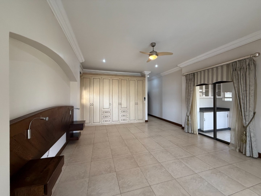 4 Bedroom Property for Sale in WestLake Country Safari Estate North West